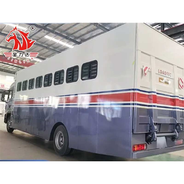 包头自行式运马车